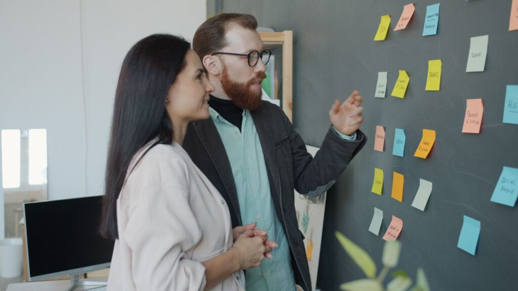 Lavoro, impresa e strategia in contesto editoriale